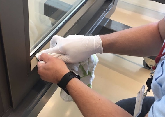 reiningen ontvetten kozijn Appcademy